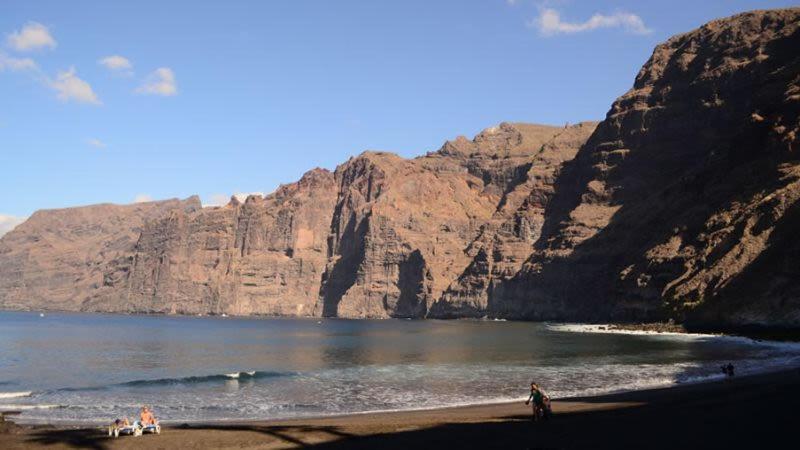 Apartamento Vacacional Los Gigantes Santiago del Teide Esterno foto